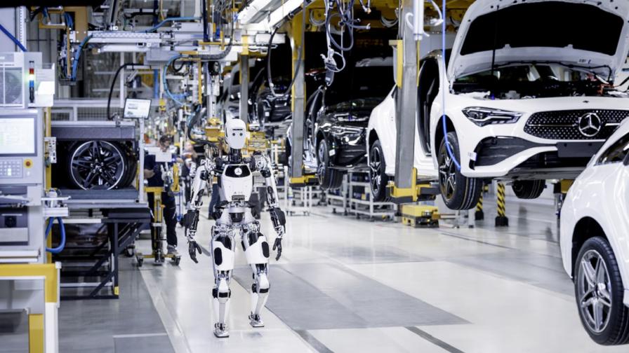 В завод на Mercedes работа започна... хуманоиден робот