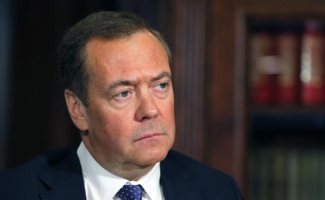 След атентата Медведев обеща на Украйна: Смърт за смърт