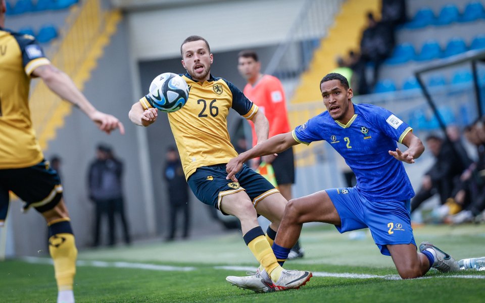 Защитникът Виктор Попов единствен от българския национален тим има здравословен