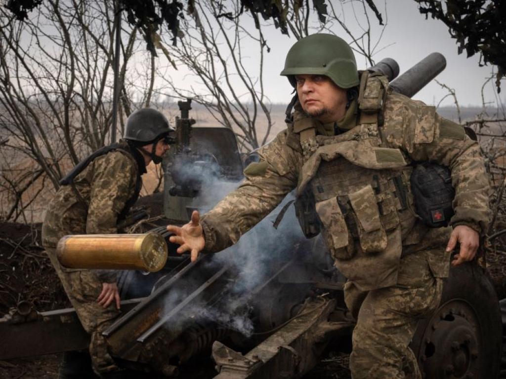 Украинските сили се намират в сложна ситуация край източния украински