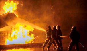 Експлозия в най-голямата петролна рафинерия в Румъния