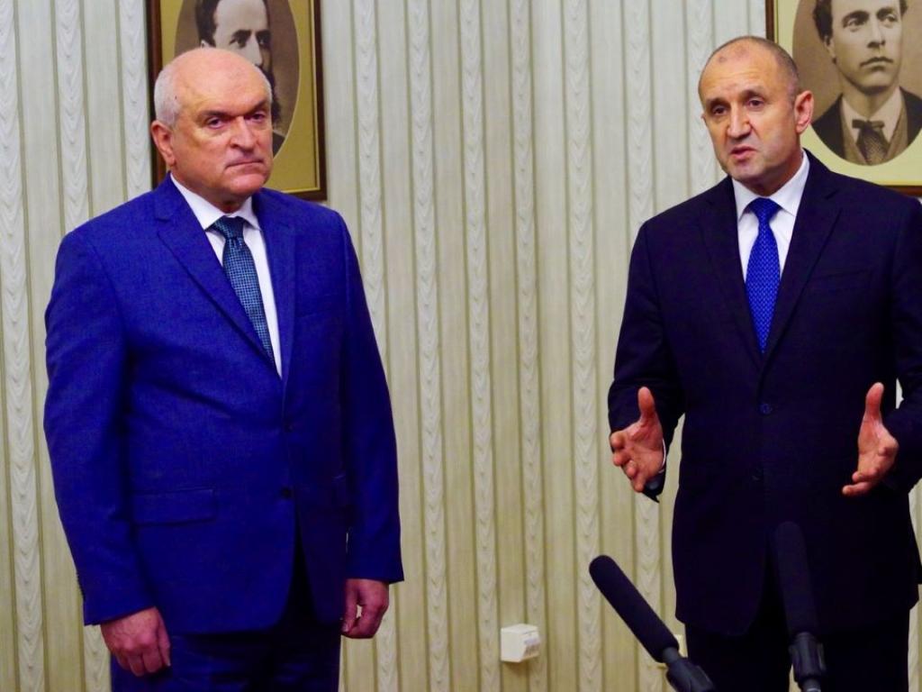 Решаваща политическа седмица В понеделник президентът Румен Радев и премиерът