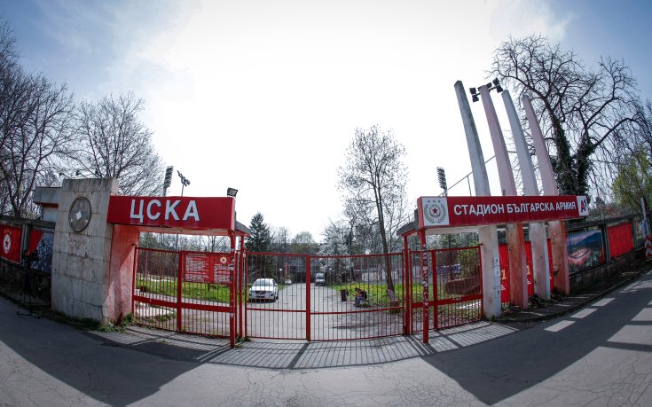 Започва демонтажът на стадион „Българска армия” (снимки)