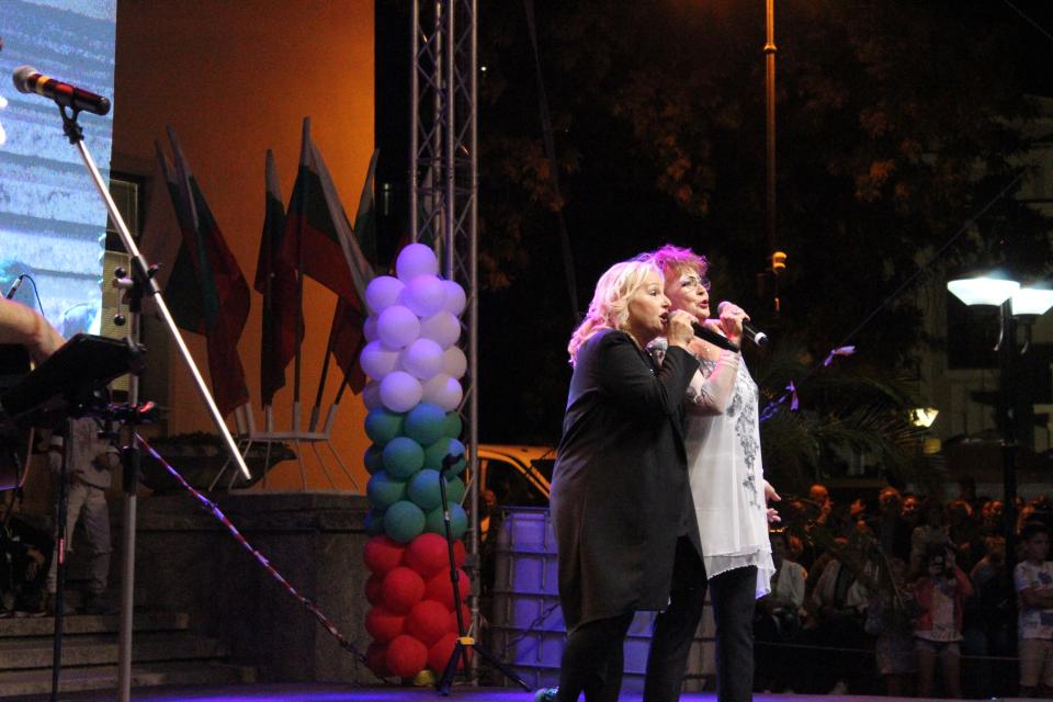  Тони Димитрова 