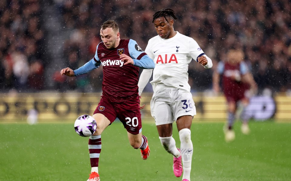 Отборите на Уест Хем и Тотнъм не успяха  да излъчат