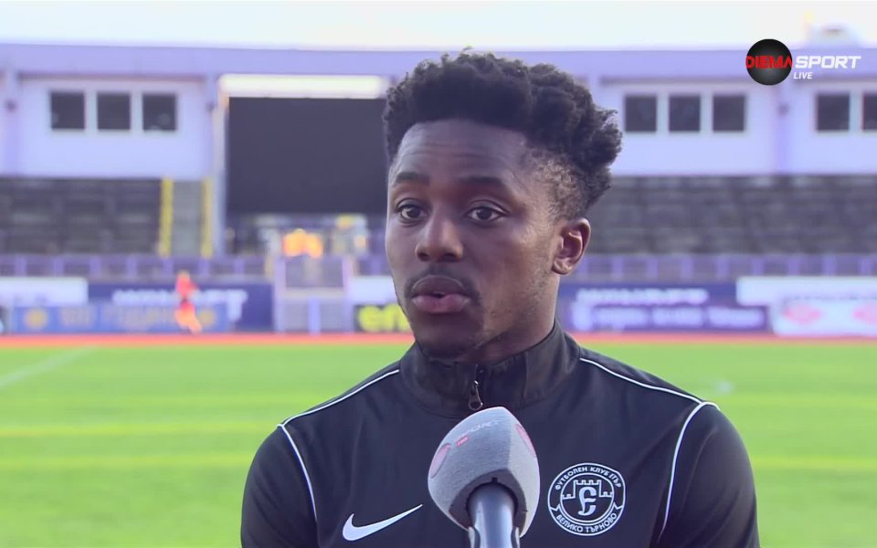 Финландския футболист на Етър Дидис Пита е оптимист, че отборът