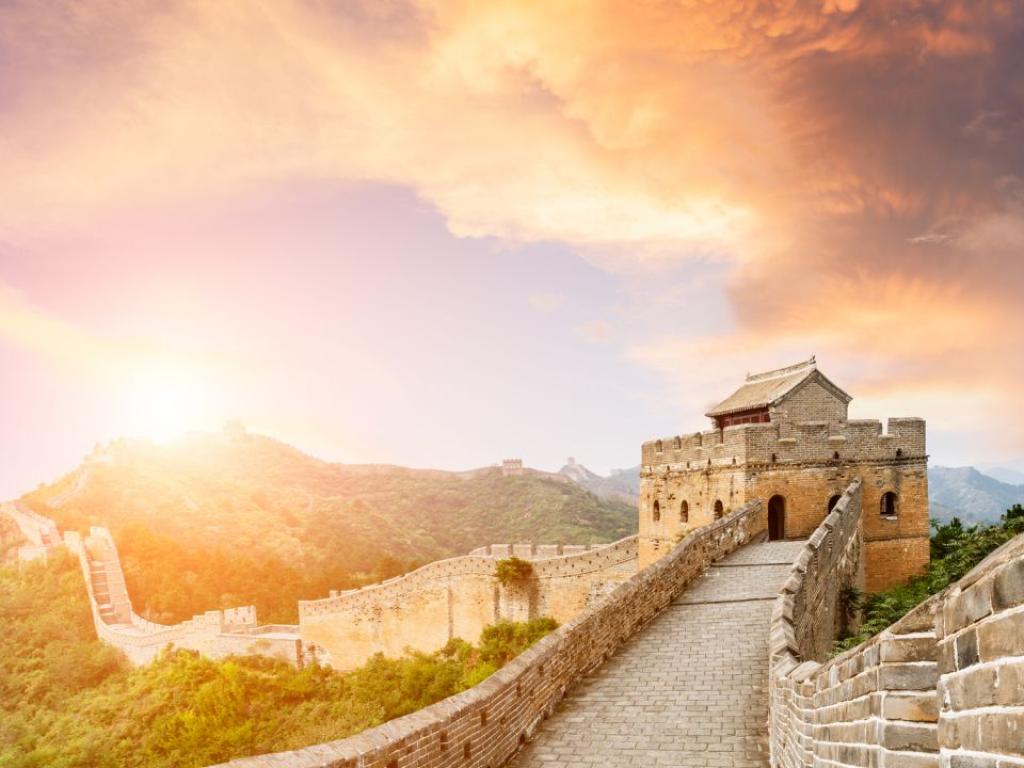 Великата китайска стена е едно от най-впечатляващите инженерни постижения в