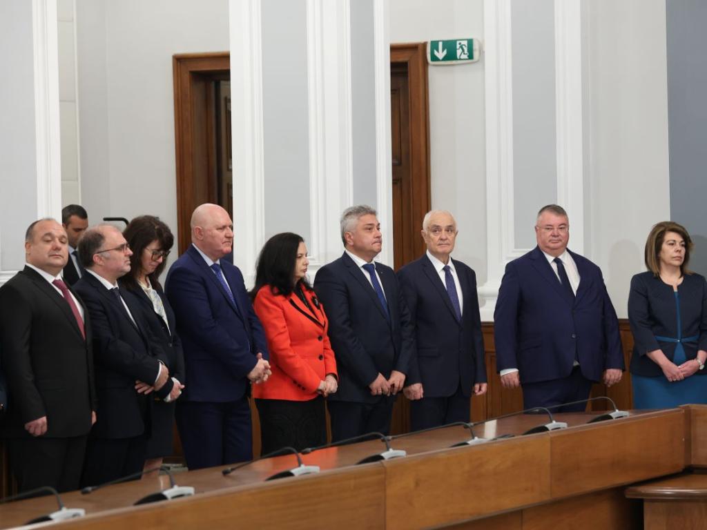 Министрите от новото служебно правителство с премиер Димитър Главчев поеха