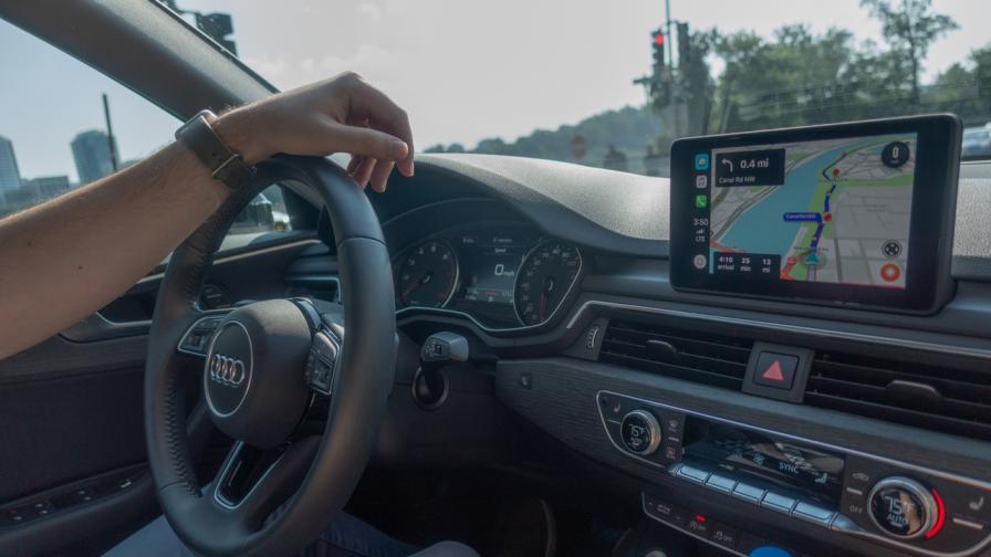 Android Auto и CarPlay може да бъдат изместени от нова технология