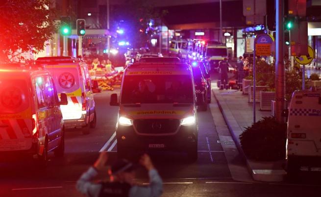 Нападение с нож в търговски център в Сидни, има жертви и ранени (СНИМКИ/ВИДЕО)