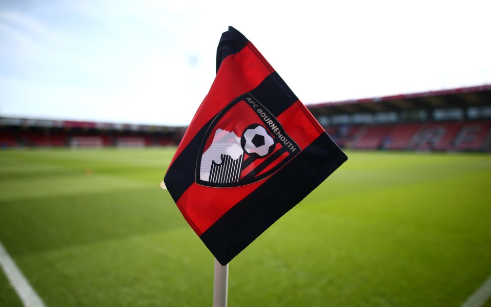 ББорнемут посреща Манчестър Юнайтед в мач от 33-я кръг на