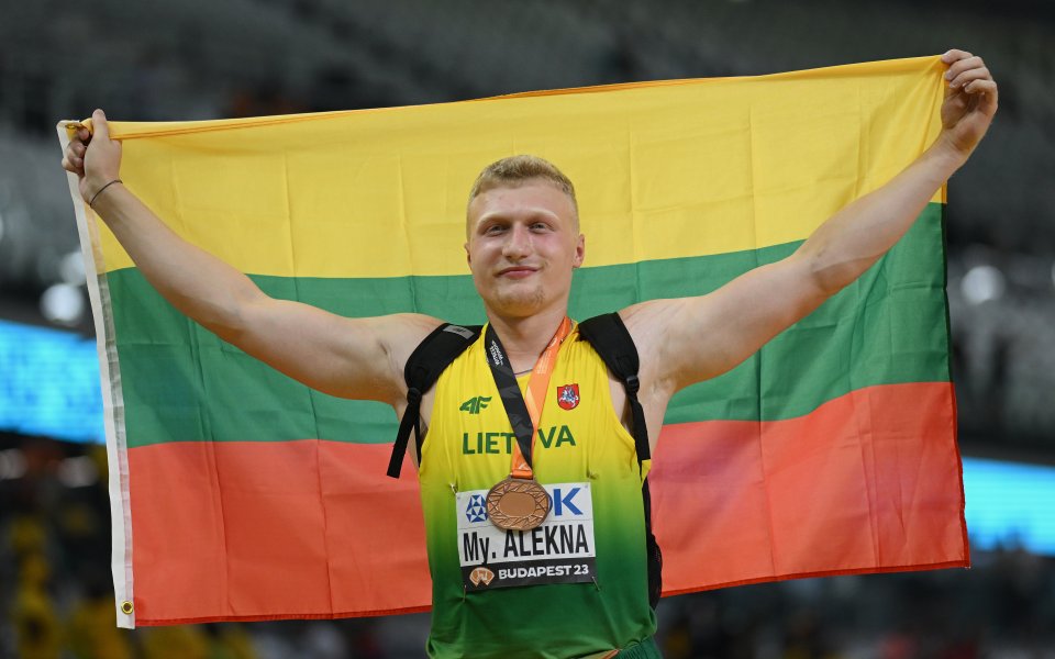 Миколас Алекна от Литва постави нов световен рекорд в хвърлянето