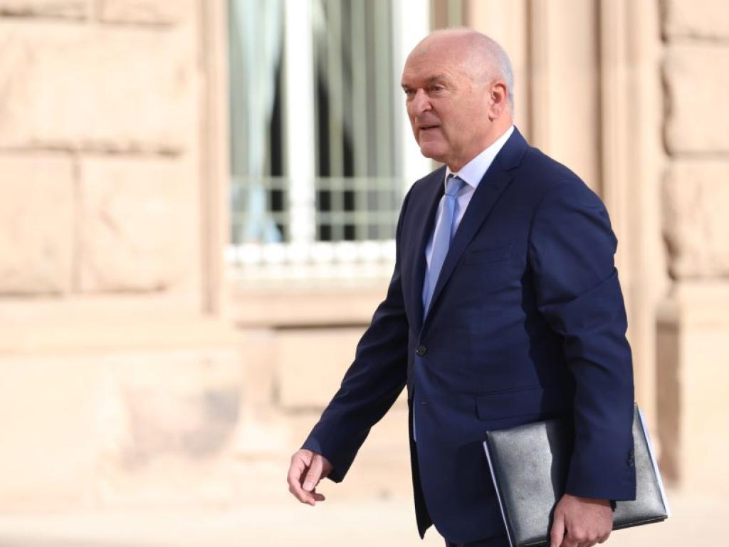 Служебният министър-председател Димитър Главчев ще участва в извънредното заседание на