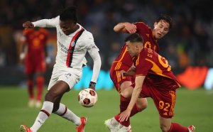 НА ЖИВО: Рома - Милан 2:0, червен картон за "вълците"