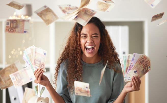 Само 3 зодии ще имат голям финансов късмет този април