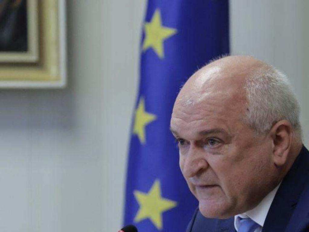 Служебният министър председател Димитър Главчев ще подаде сигнал в ДАНС и