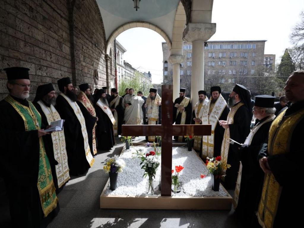 Заупокойна литургия за 40 дни от блажената кончина на българския