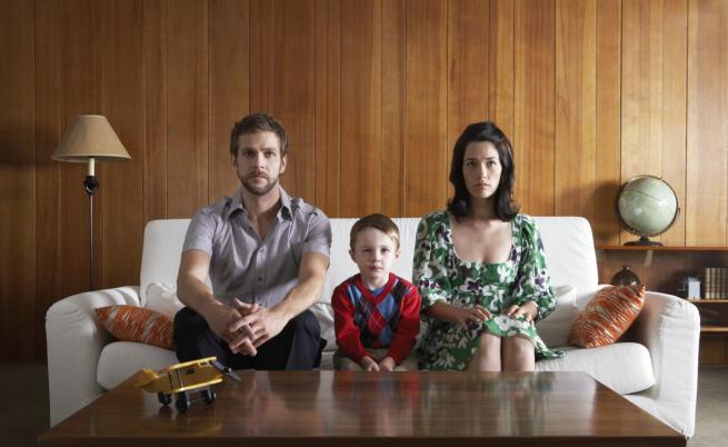  Семейство от трима души 