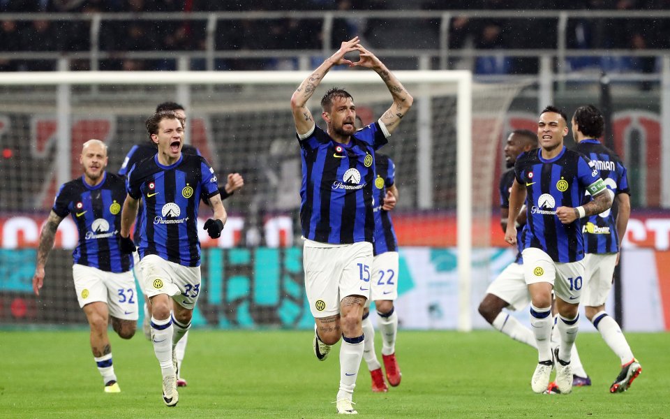 Милан и Интер играят при 0:2 в сблъсък от 33-ия кръг на