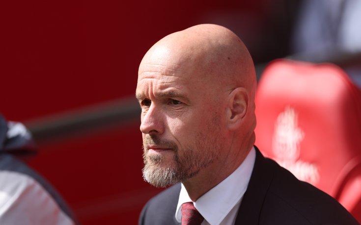 Тен Хаг: От Юнайтед ми прекъснаха ваканцията, за да ме молят да остана