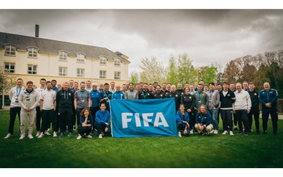 Кирил Котев и Лъчезар Димов взеха участие в престижен семинар на ФИФА