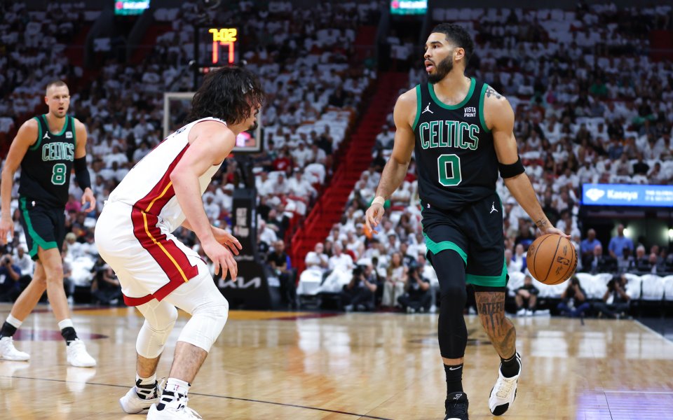 Бостън Селтикс поведе в плейофа срещу Маями Хийт с 2:1