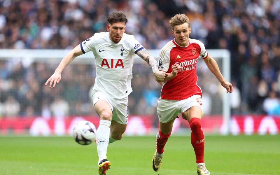 Тотнъм Хотспър приема големия си съперник Арсенал в изключително интригуващ