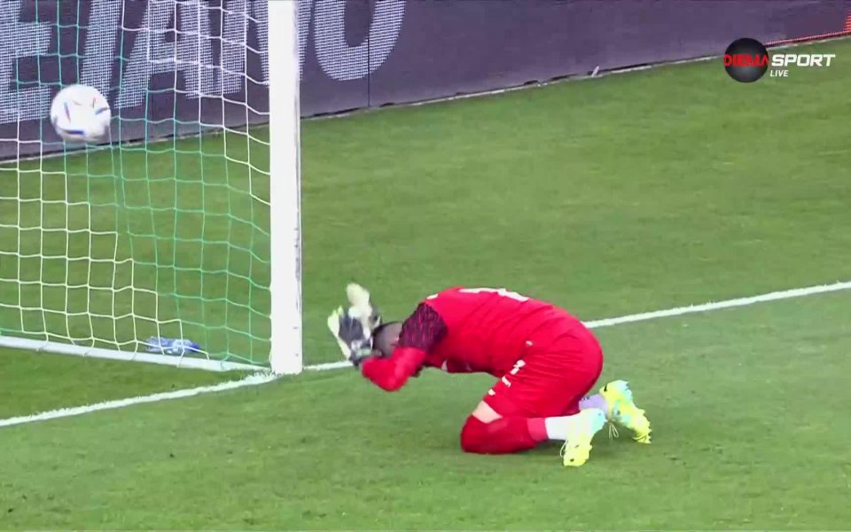 Рик Джонатан показа добра техника в наказателното поле, след което