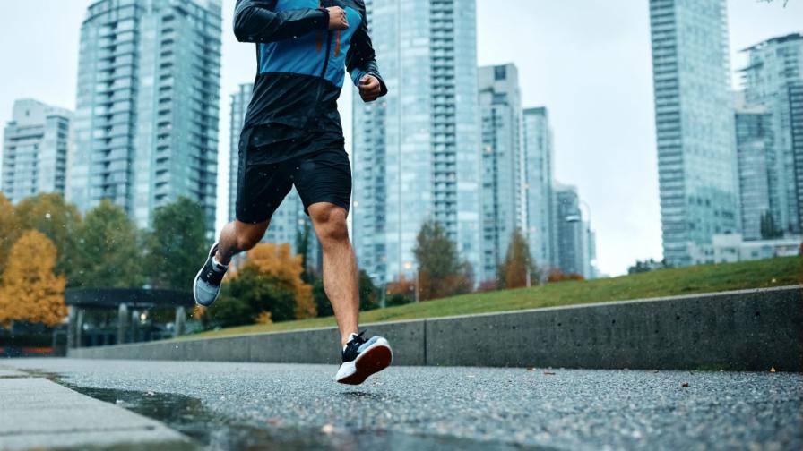 "Беше страхотен ден": Мъж изпи 25 чаши вино, докато тича в маратон