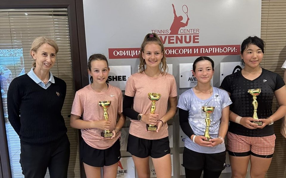 Мелани Стоичкова и Илина Илиева останаха втори на турнир от Тенис Европа
