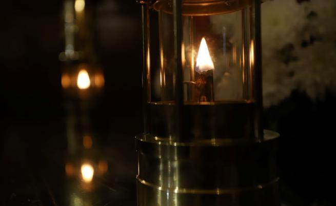 Българска делегация няма да отиде за Благодатния огън в Йерусалим и тази година