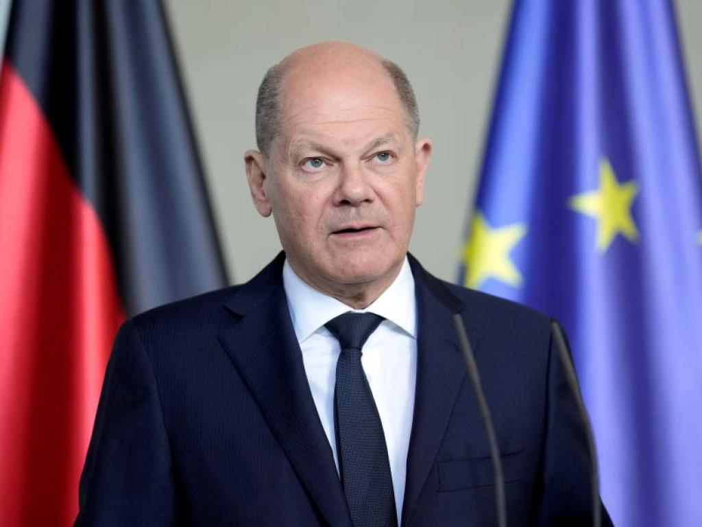 Германският канцлер Олаф Шолц разкритикува призивите за отслабване на Европейския