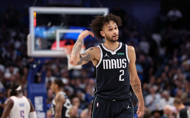 Сезонът за център на Далас Маверикс приключи