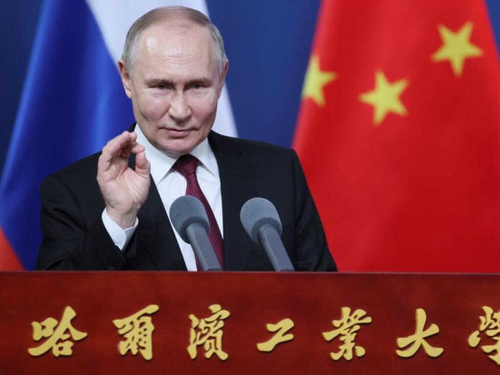 Руският президент Владимир Путин направи междинна спирка в Далекоизточния федерален