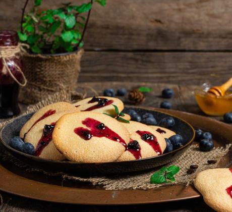 Ще ви признаем че тези ароматни ванилови бисквити всъщност са