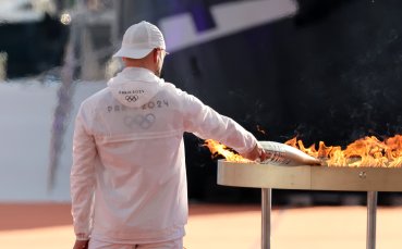 Отмениха щафетата с олимпийския огън в Нова Каледония