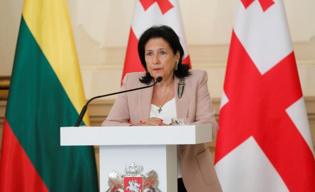Президентът на Грузия наложи вето на закона за чуждестранните агенти