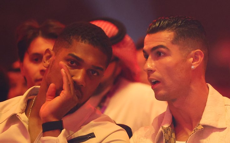 Бляскава публика за галата на Усик и Фюри, CR7 се появи с часовник за 1,5 милиона