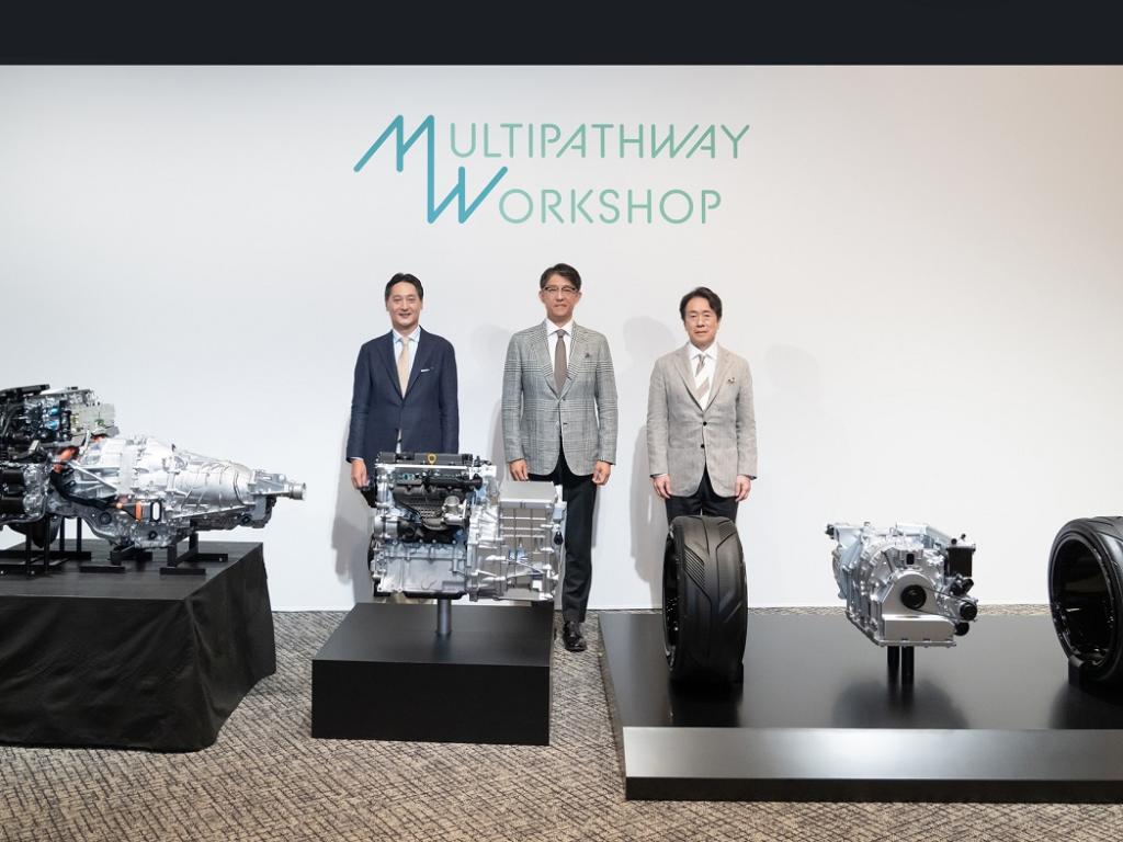 Японските компании Toyota Subaru и Mazda обявиха на съвместна пресконференция