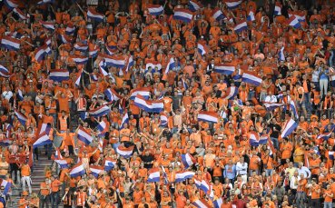 Селекционерът на нидерланския национален отбор Роналд Куман включи Мемфис Депай