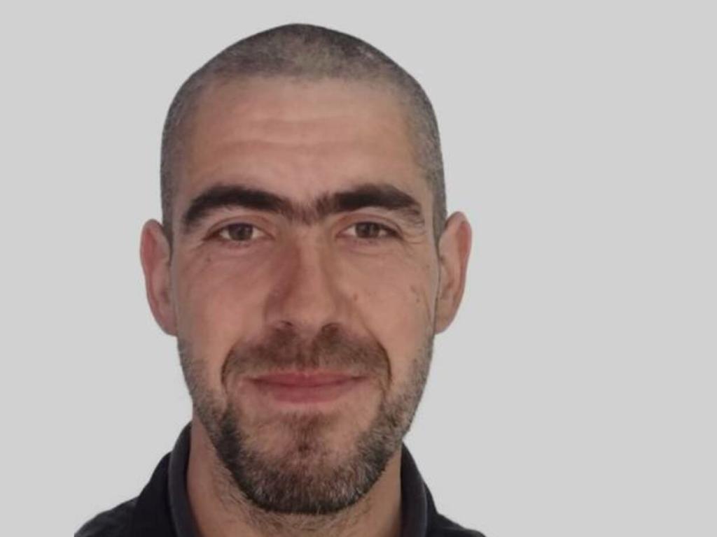 Полицията издирва 30 годишния Петър Колев от село Бояново община