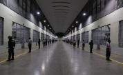 Доживотен затвор за 12-годишни: Ел Салвадор прие драстични мерки срещу престъпността