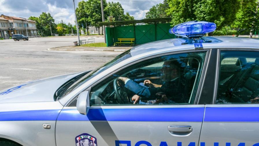 Посегателството над полицай в Благоевград, има задържани