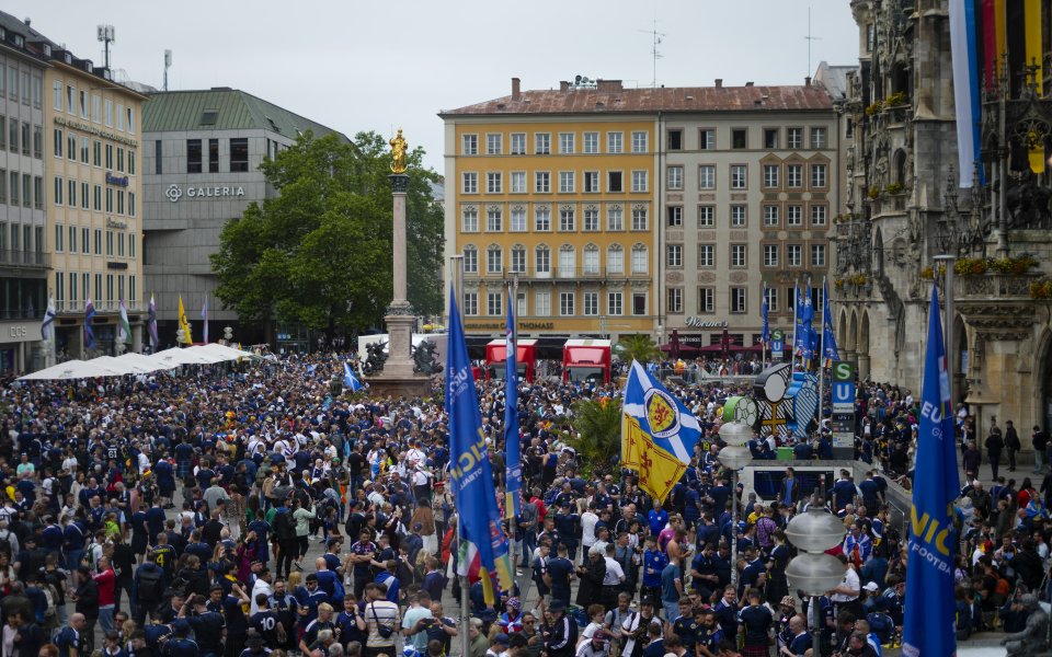 Ако сте на Мариенплатц в днешния ден, не бихте си