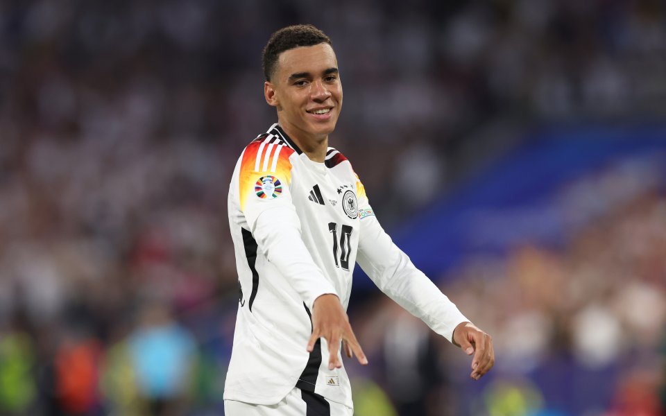 Германия и Шотландия играят при 3:0 на старта на UEFA