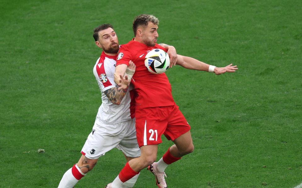 Турция и Грузия играят при резултат 1:1 в мач от