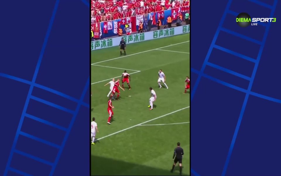 Джердан Шакири от Швейцария много пъти е впечатлявал с магическите