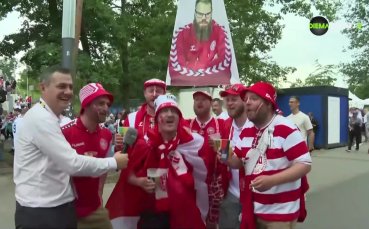 Феновете на Дания определено са готови за мача с Англия