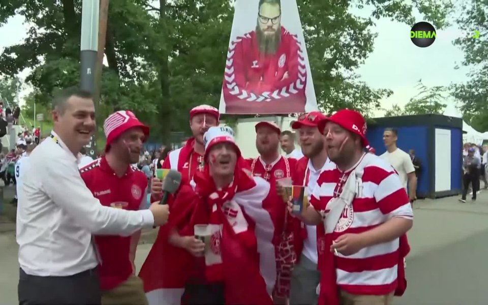 Феновете на Дания определено са готови за мача с Англия