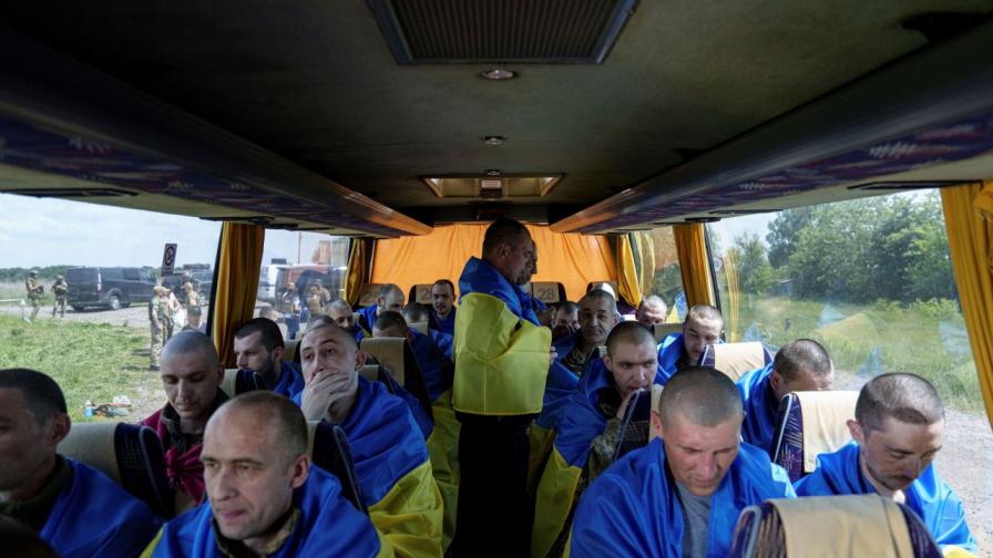 <p>Размяна на пленници между Украйна и Русия (СНИМКИ/ВИДЕО)&nbsp;</p>
